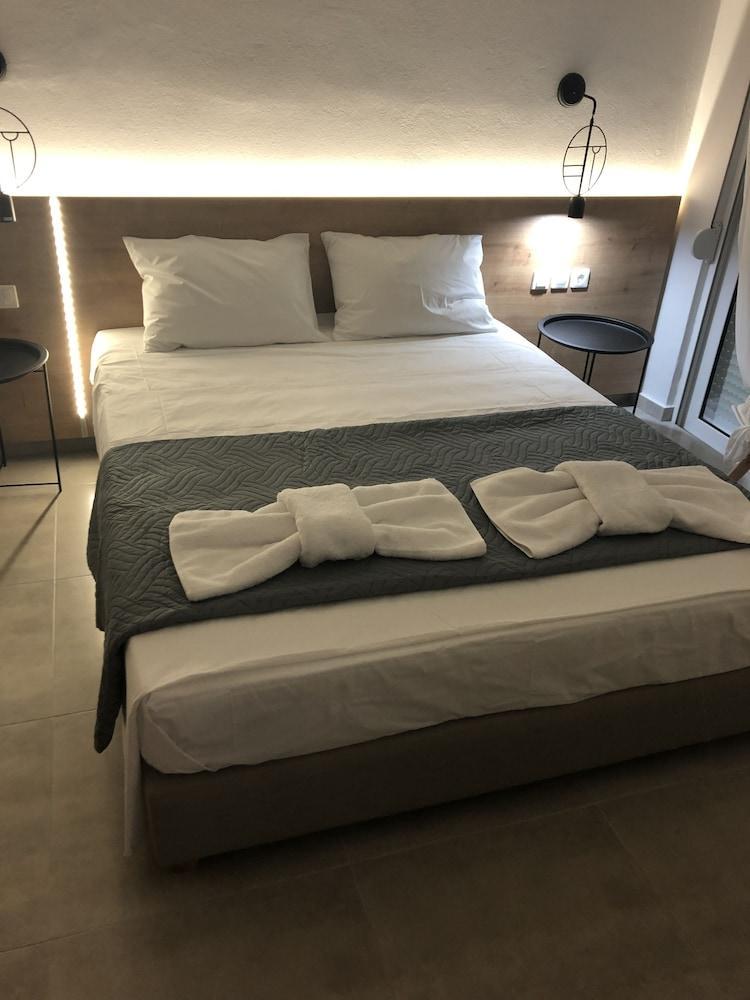 Kalligeom Apartment Hersonissos  Ngoại thất bức ảnh