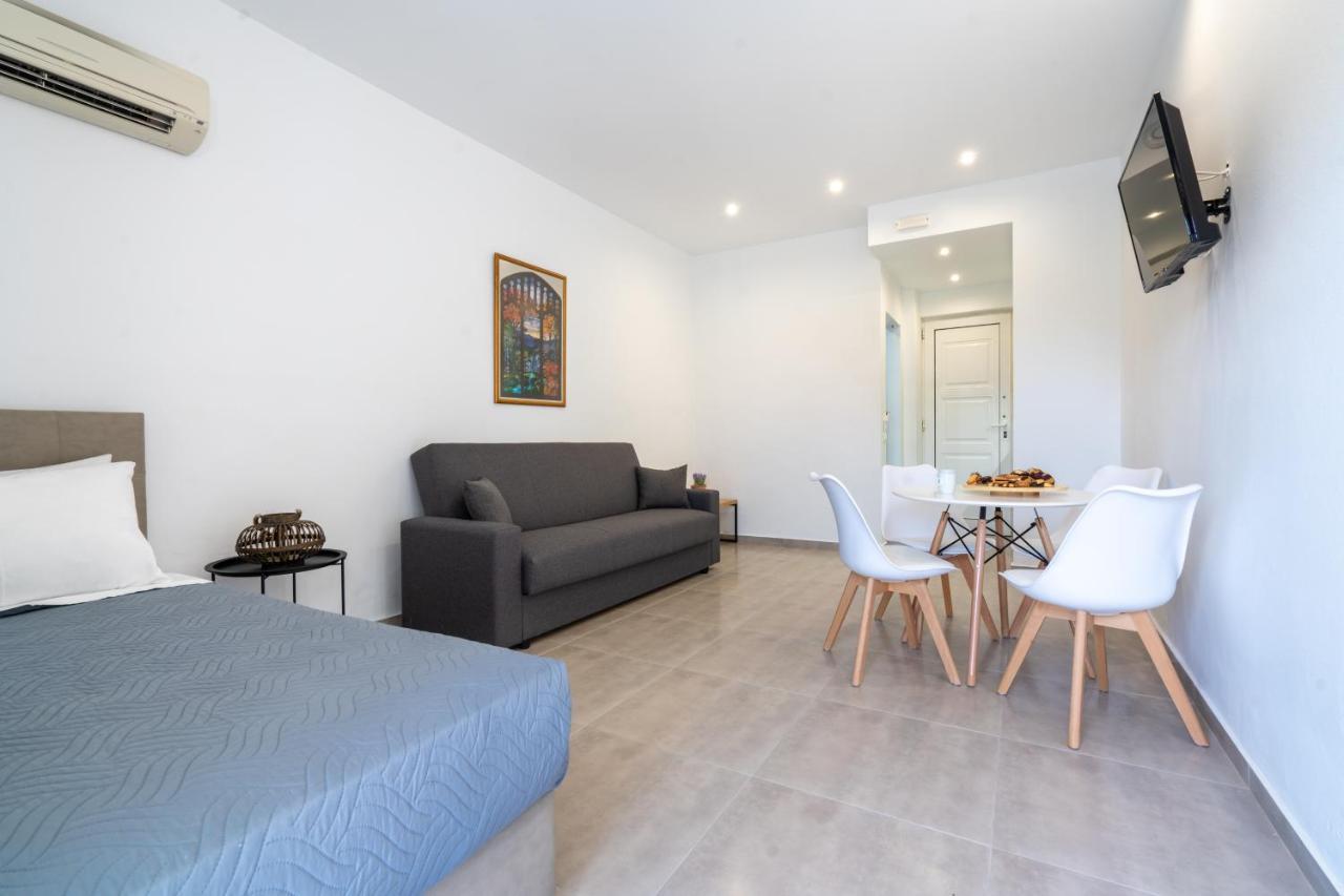 Kalligeom Apartment Hersonissos  Ngoại thất bức ảnh